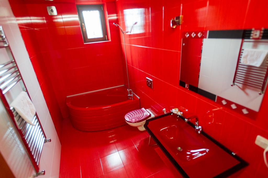 Hotel Amber Батумі Екстер'єр фото