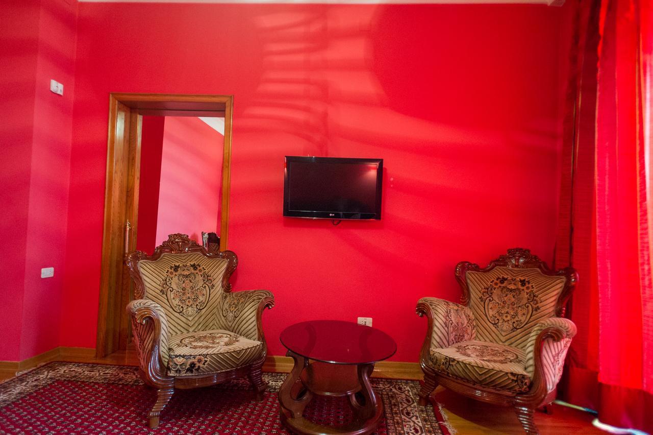 Hotel Amber Батумі Екстер'єр фото