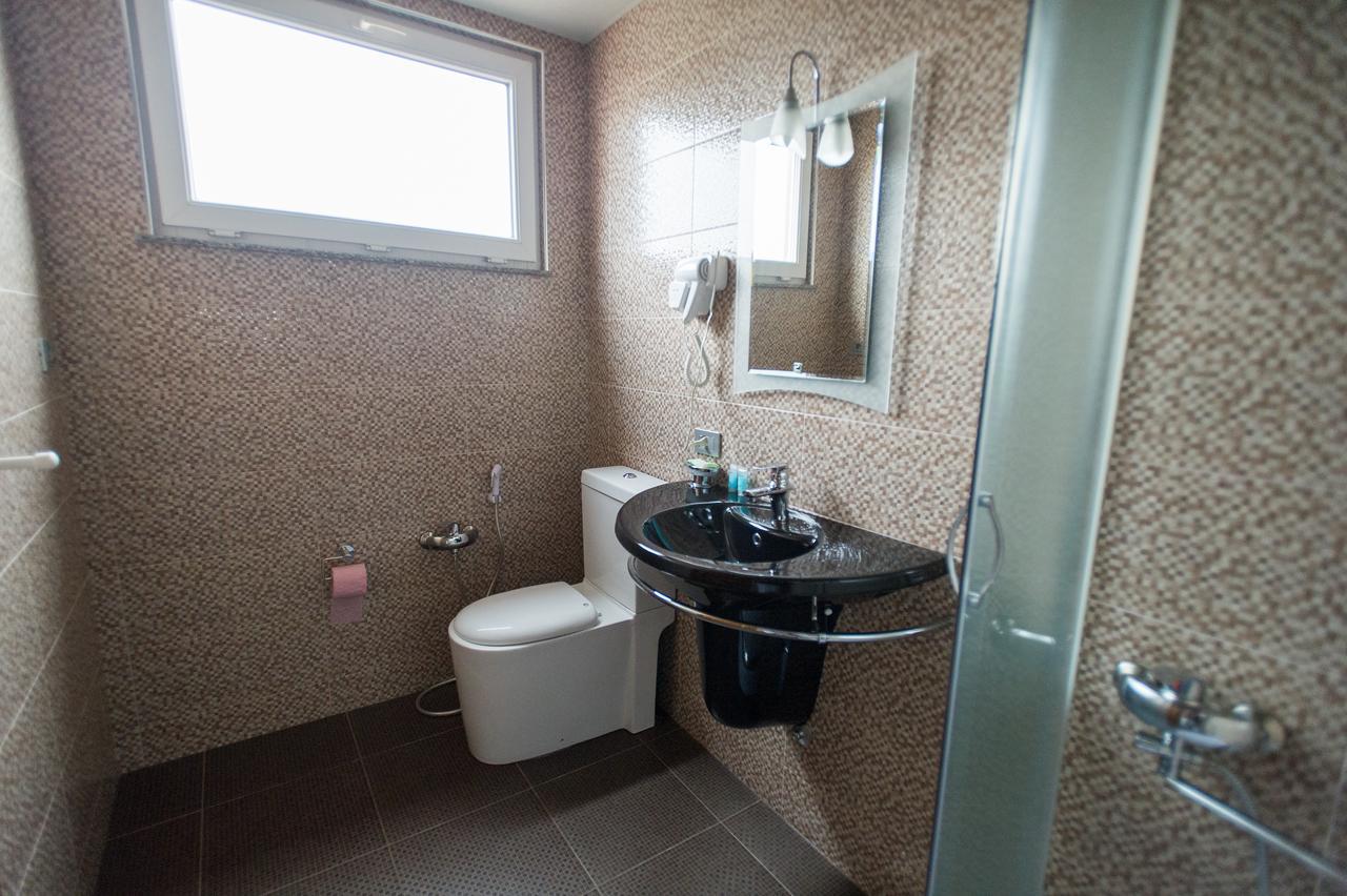 Hotel Amber Батумі Екстер'єр фото