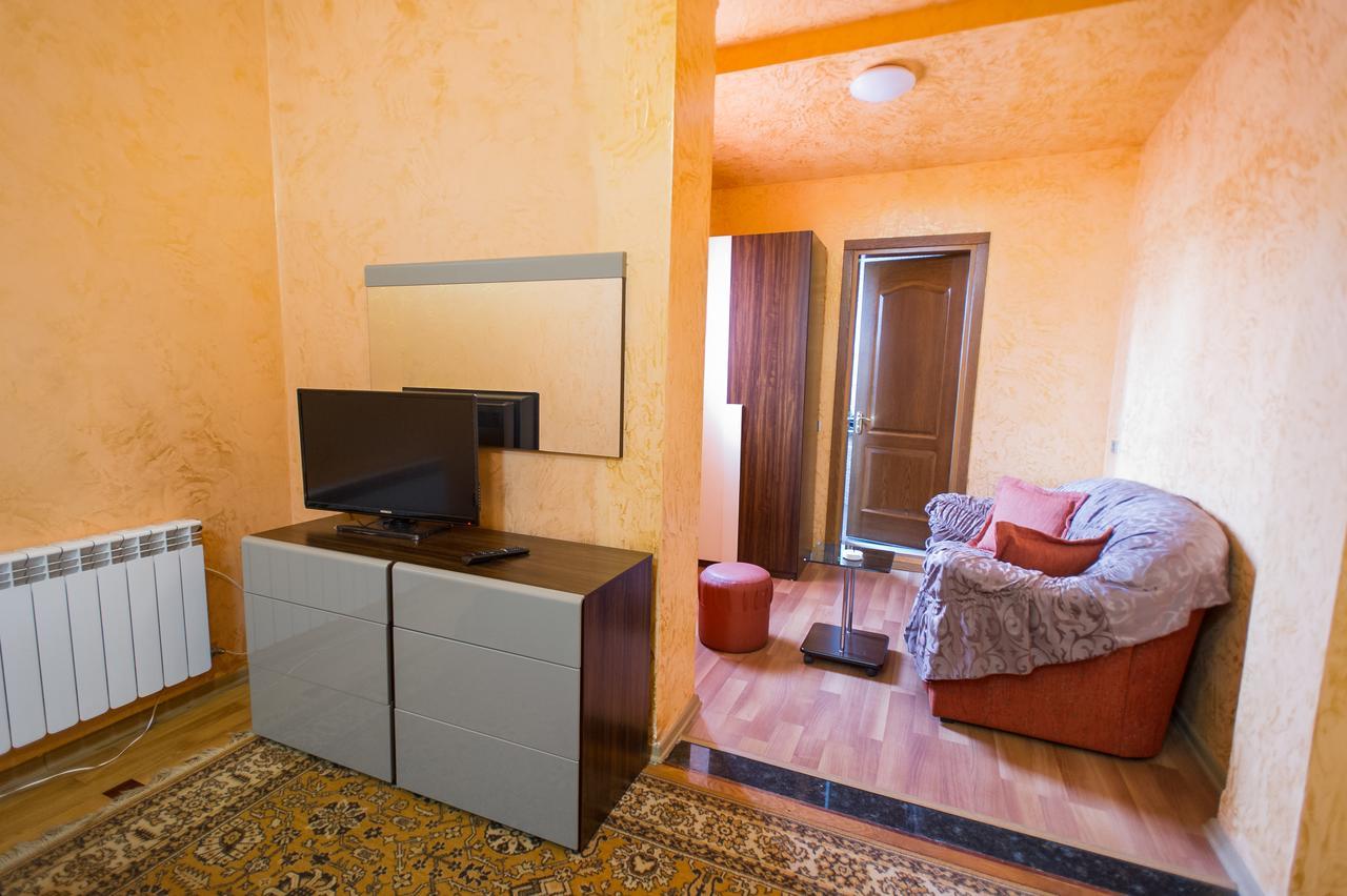 Hotel Amber Батумі Екстер'єр фото