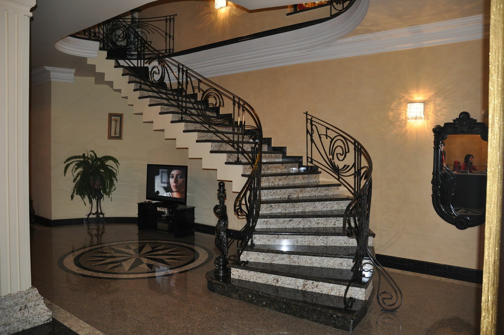 Hotel Amber Батумі Екстер'єр фото
